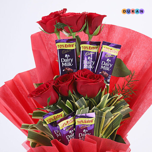 Red Roses with Dairy Milk Chocolate Bouquet for Gifting | Kolkata Dekho